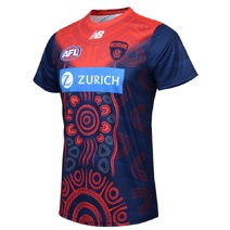 Melbourne Demons AFL NEW BALANCE Mens Retail Run Out Tee